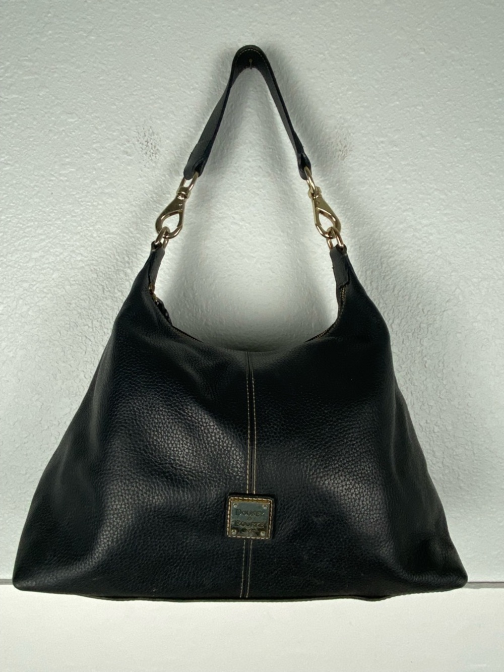 Dooney & Bourke Frederica bag purse black pebbled leather and shoulder strap.